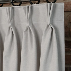 French/Pinch Triple Pleats