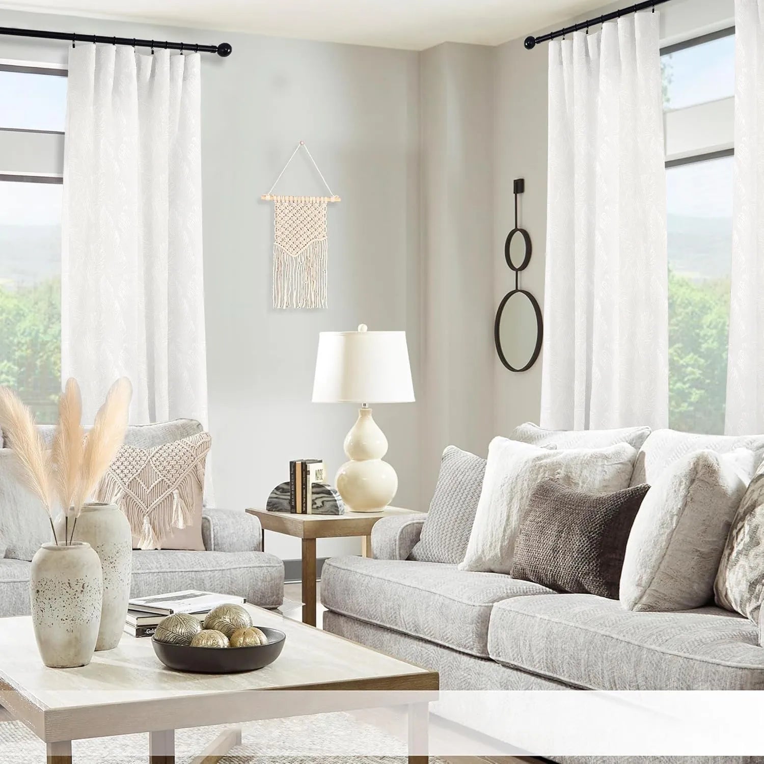 White Palm Leaf Pattern