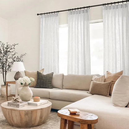 White Palm Leaf Pattern