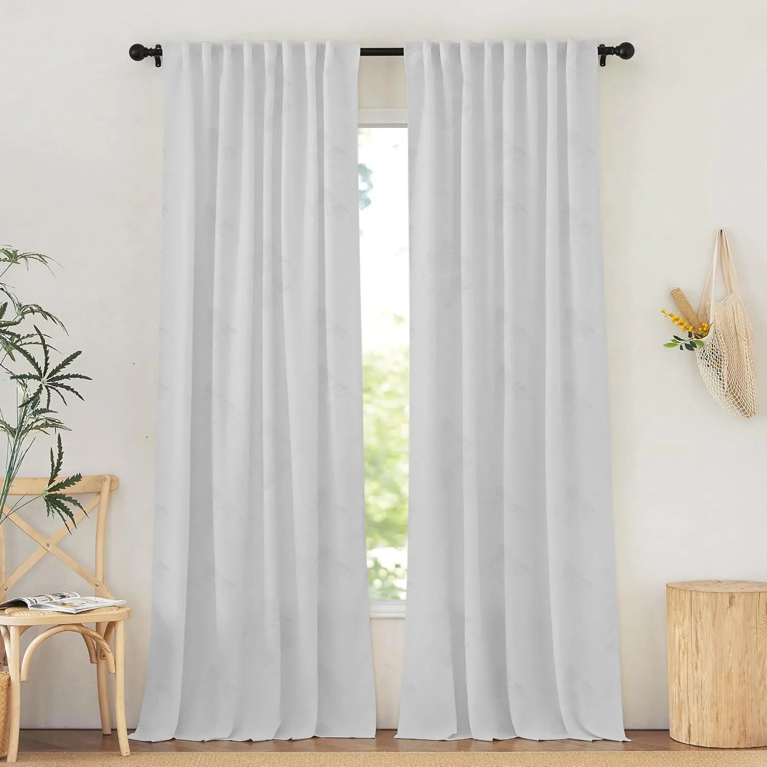 White Lakeside View Pattern