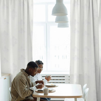 White Lakeside View Pattern