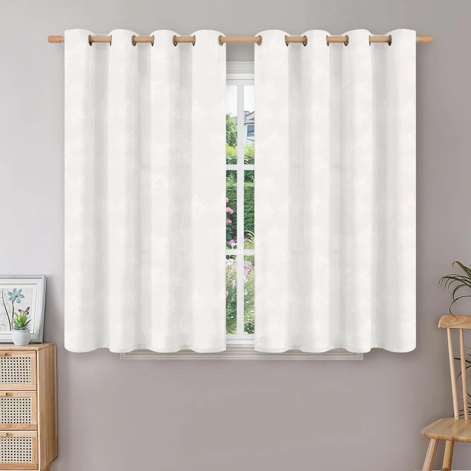 White Banana Tree Pattern