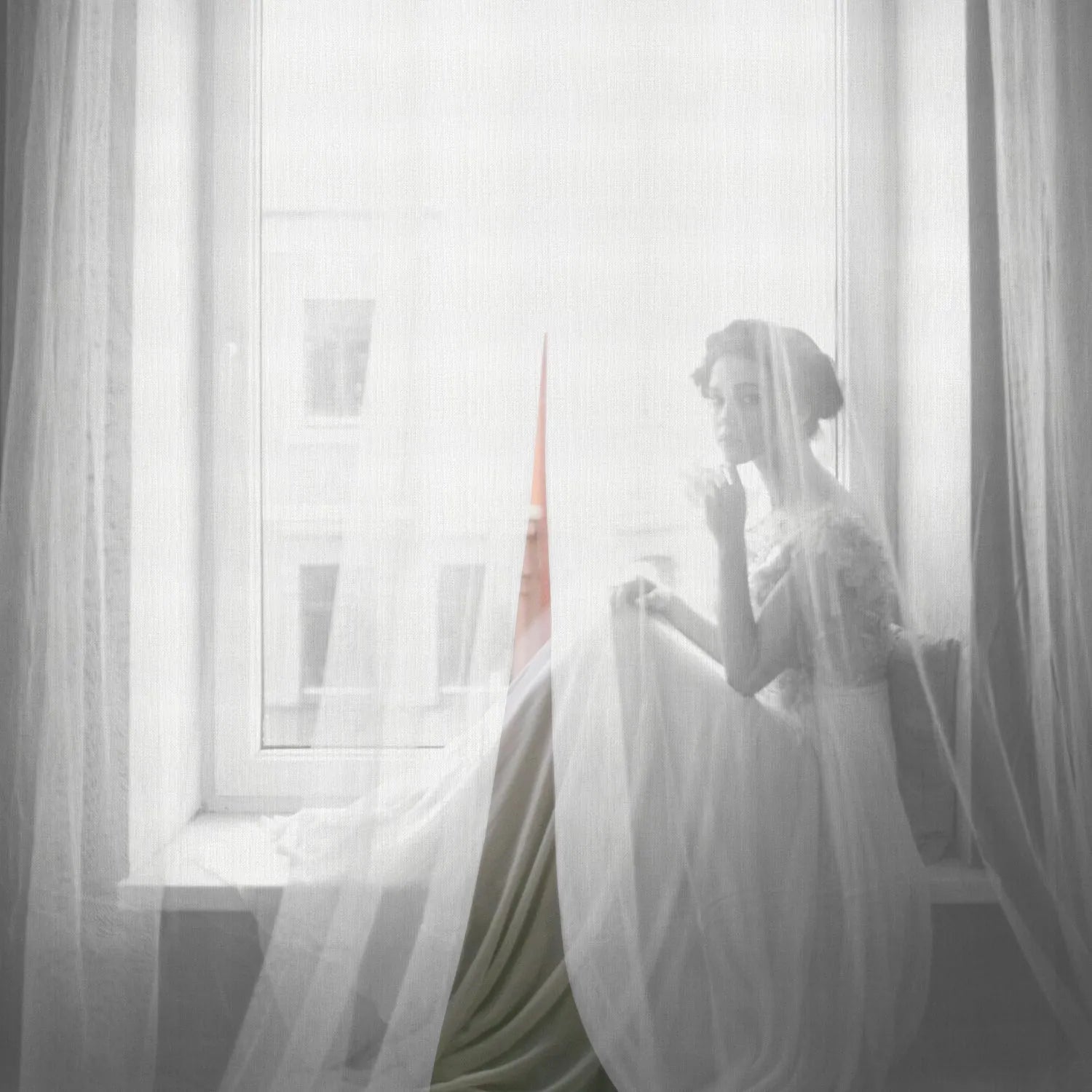 Ivory Vertical Striped