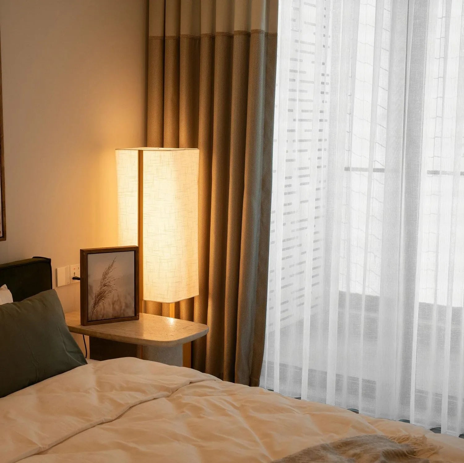 Ivory Vertical Striped