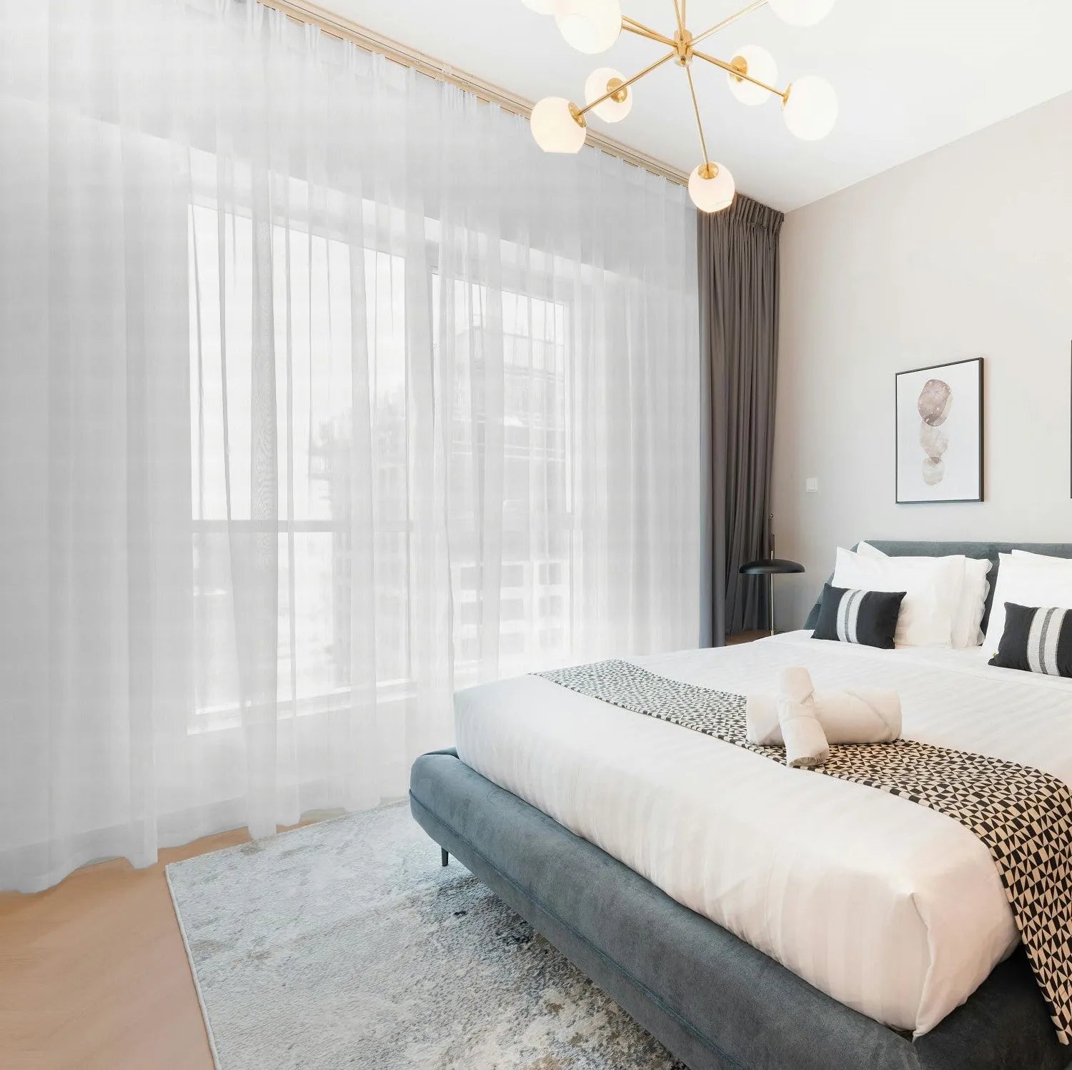 Ivory Vertical Striped