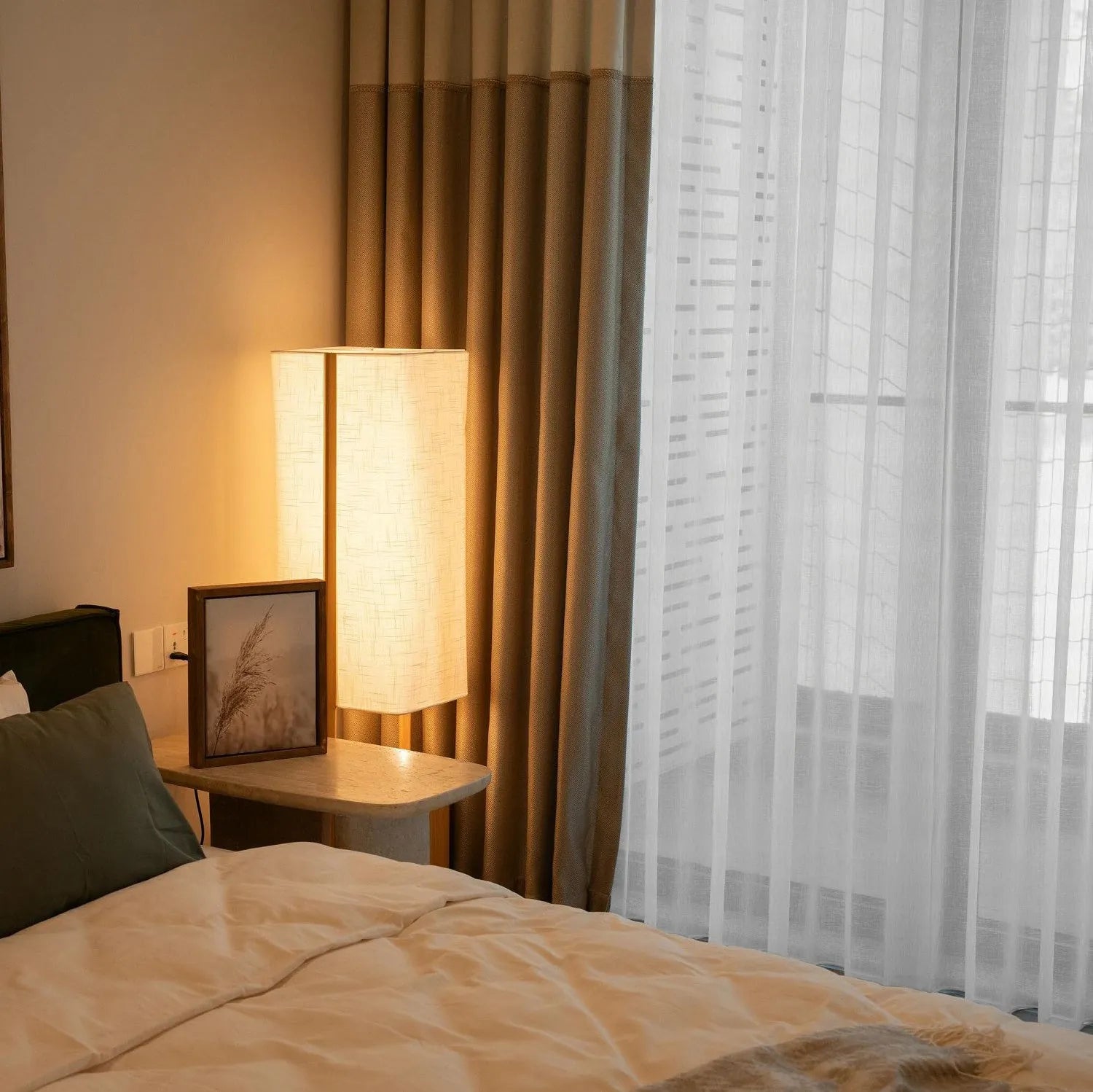 Ivory Vertical Striped